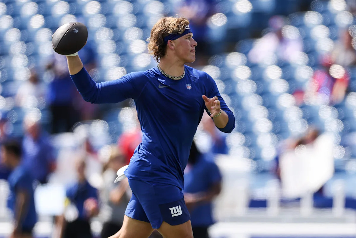 NFL preseason live updates: Jaxson Dart makes preseason debut as Giants take on Bills – Yahoo Sports