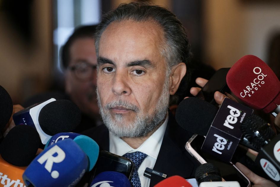 Colombian Senator dials back on religious crackdown – Premier Christian News