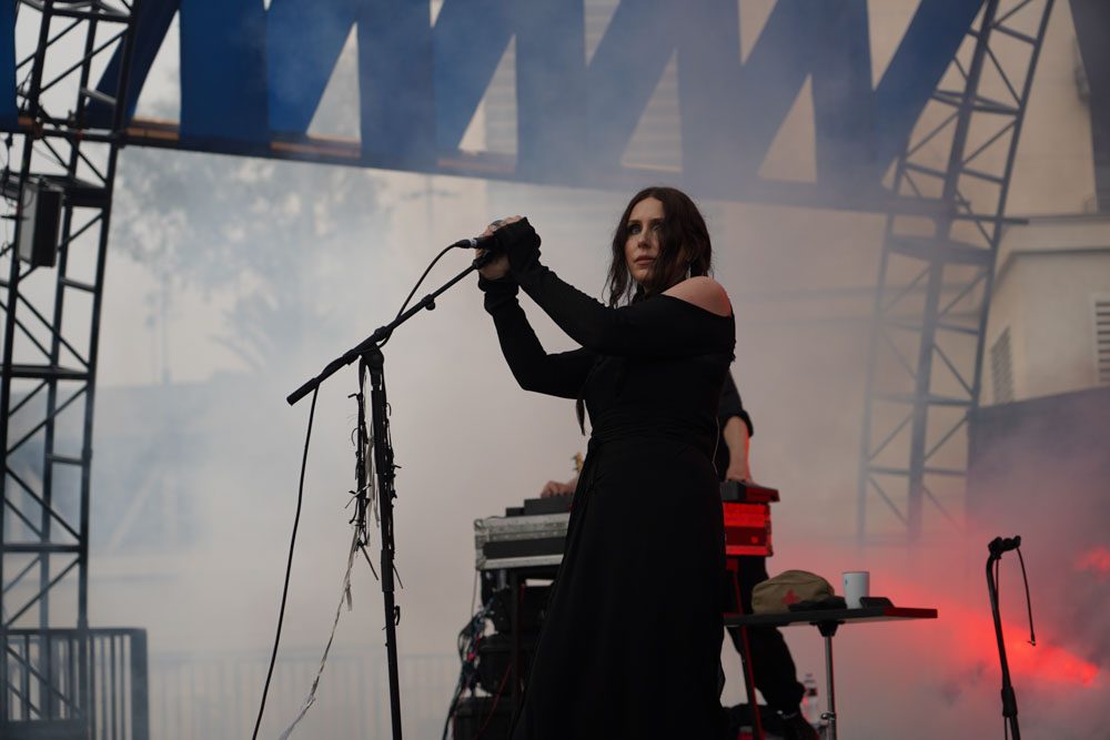 Chelsea Wolfe Joins Faun On Collaborative New Single â€œNimueâ€� – mxdwn Music